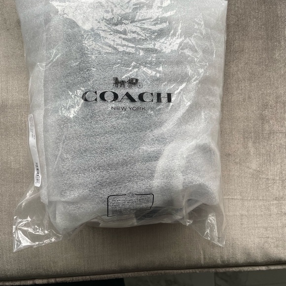 NWT Coach Black wavy Dinky Bag - Picture 8 of 8